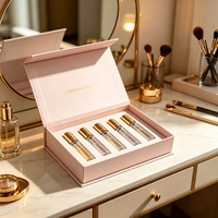 Coffret de parfum de luxe gaufré avec insert intérieur, boîte rigide magnétique en papier pour échantillons cosmétiques, personnalisable avec logo et dimensions
