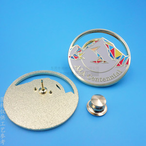 Badge Métallique Centenaire AIA, Broche Circulaire en Alliage Émaillé Doré, Sans Nickel, avec Fermoir Papillon, Cadeau Publicitaire - Product Image 2