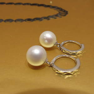 A-Lian Pearl Earrings 9-10mm S925 <b>Silver</b> <b>Hoop</b> Korean Style Freshwater Pearl AAA Grade Geometric Design Everyday Wear - Product Image 2