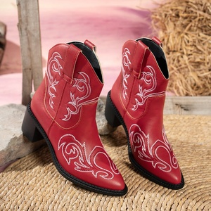 Bottes courtes tendance pour <span class=keywords><strong>femme</strong></span>, style <span class=keywords><strong>cowboy</strong></span>/cowgirl, brodées, à talon épais, collection Printemps-Automne 2026 - Product Image 6