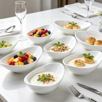 Groothandel Witte Porseleinen Bootvormige Schaal, Keramische Ovale Bootvormige Schaal voor Amuse, Fruitsalade, Hotel, Restaurant, Catering, Tafelgerei
