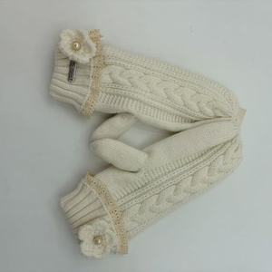 Mitaines en tricot crème mignonnes avec dentelle et décor floral, gants chauds d'hiver pour femmes, tricot torsadé confortable pour usage quotidien en extérieur - Product Image 5
