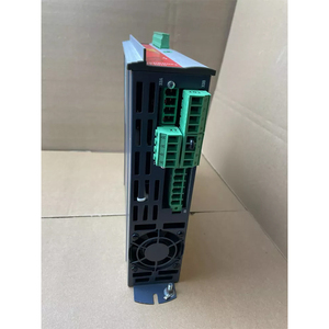 Controlador de Automatización Industrial PLC Beckhoff AX2010 con Bloques de Terminales Verdes y Etiqueta Roja - Product Image 5