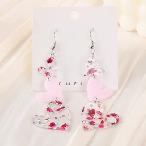 زوج أقراط متدلية للسيدات مُصممة على شكل قلب من الأكريليك مجوهرات عصرية للسيدات والفتيات مناسبة كهدية لعيد الميلاد - Product Image 1