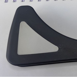 Cubierta para patas de escritorio y silla escolar, plástico negro, 12x2.8x7.5x5, para protección de muebles - Product Image 3