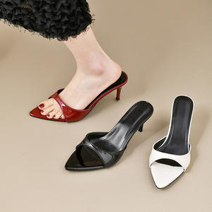 รองเท้าส้นสูงแบบสวมเปิดนิ้วเท้า สีดำและสีนู้ด หนังแก้ว 7 ซม. แฟชั่นฤดูร้อนสำหรับผู้หญิง ส้นเข็ม ปลายแหลม เซ็กซี่ - Product Image 4