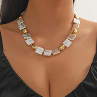 Collier de perles baroques d'eau douce naturelles avec fermoir à bascule plaqué or pour femme, bijoux de mode et de soirée
