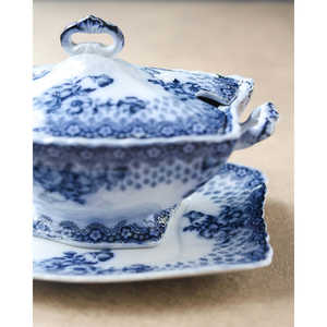 Salsaiera Rettangolare in Porcellana Inglese con Piattino - Product Image 4