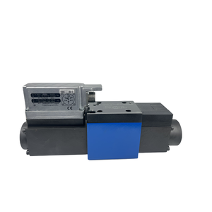 วาล์วควบคุมทิศทางแบบตอบสนองสูง 4WRPE รุ่น 4WRPEH10C3B50L-2X/G24K0/F1M 4WRPEH 6 B12L-2X/G24K0/B5M 0811404623 - Product Image 1