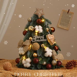 Petite décoration de Noël pour la maison, nouveau décor de bureau, mini-ornements elfes suspendus, aménagement de scène, ambiance festive - Product Image 3