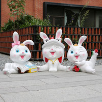 Sculpture de lapin de dessin animé assis en plastique renforcé de fibres de verre, grandes décorations pour maternelle, centre commercial, hôtel