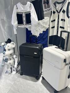 Valise Cabine à Ouverture Frontale 20 Pouces Multifonctionnelle 24 Pouces pour Voyage d'Affaires avec Poignée Télescopique Cinnamoroll en Néoprène - Product Image 3