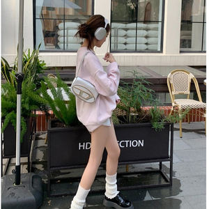 Sudadera Rosa de Cuello Redondo Estampada para Mujer, Nuevo Estilo Otoñal, Ajuste Holgado, Diseño Minimalista Estilizador, Logotipo Personalizado, Hombro Regular - Product Image 6