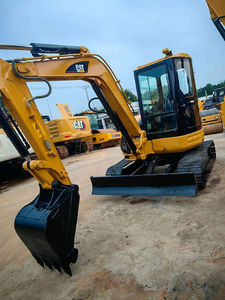 Mini-excavatrice Caterpillar 304CR d'occasion, 4 tonnes, faible nombre d'heures de fonctionnement, en bon état, à vendre. - Product Image 4