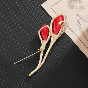 Broche de flor de tulipán con diamantes de imitación rojos para mujer, elegante broche de boda, aleación de zinc, diseño de cristal completo - Product Image 4