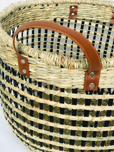 Wholesale 100% Natural Seagrass Storage <b>Basket</b> Handwoven <b>Wicker</b> with Handles Direct From Vietnam for Kitchen & <b>Laundry</b> Use - Product Image 3