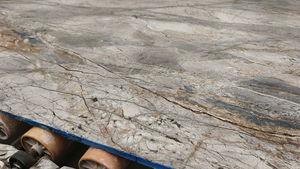 Dalles de marbre Surface mate/aiguisée à racines argentées, marbre <span class=keywords><strong>Eldorado</strong></span> <span class=keywords><strong>bleu</strong></span>, gris Astana avec veine de racines marron jungle pour revêtement de sol - Product Image 2