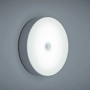 Lampe de chevet ronde à LED avec capteur de mouvement pour chambre à coucher, éclairage de placard - Product Image 1