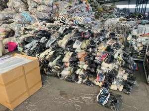 <span class=keywords><strong>Vente</strong></span> en gros de baskets de basketball d'<span class=keywords><strong>occasion</strong></span> pour hommes, de marque originale chinoise, en balles (Fardos de Sapatos Usados) - Product Image 6