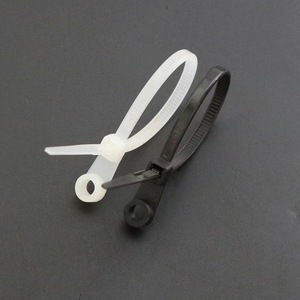 Abrazaderas de Cable Huijia 4x150mm 5x200mm Autoblocantes para Agrupación de Cables Blanco Negro 1.2mm de Grosor Clasificación de Resistencia al Fuego 94v-2 - Product Image 1