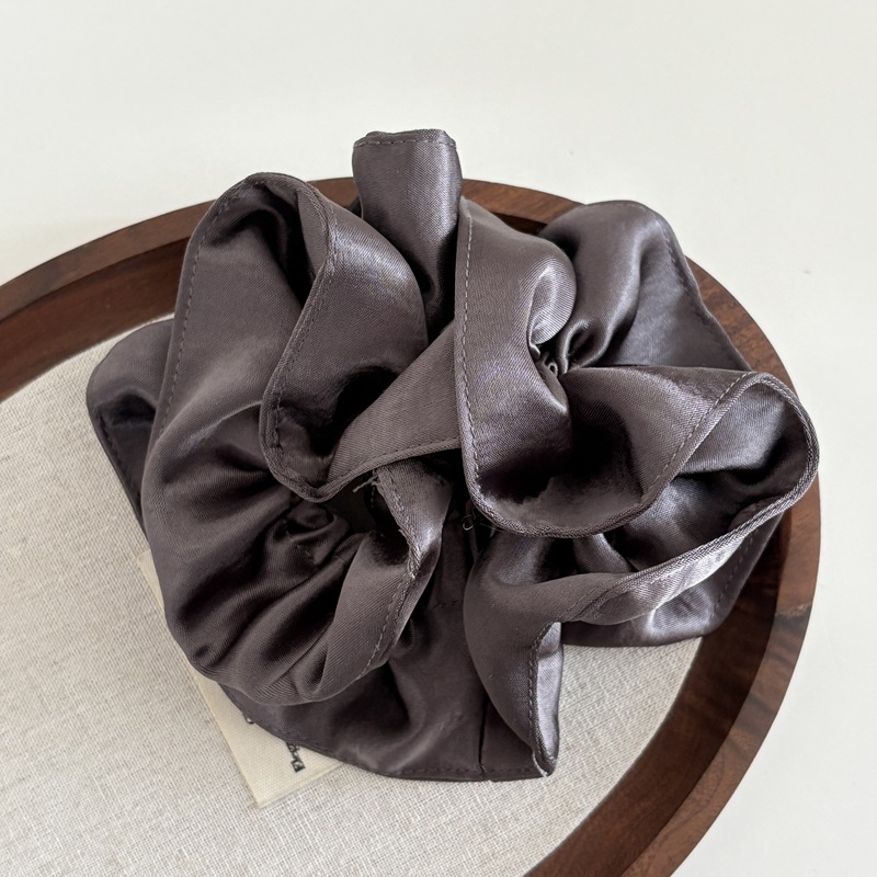 Gris foncé