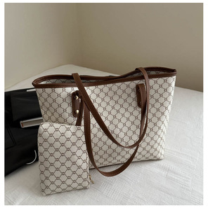 SH0011 Ensemble Deux Pièces <span class=keywords><strong>Grand</strong></span> Volume 8L <span class=keywords><strong>Sac</strong></span> Fourre-Tout Étanche en PU <span class=keywords><strong>avec</strong></span> Doublure en Polyester Rouge <span class=keywords><strong>Sac</strong></span> à Main <span class=keywords><strong>Fermeture</strong></span> <span class=keywords><strong>Éclair</strong></span> pour Filles Toutes Saisons - Product Image 3