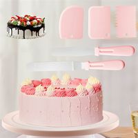 Ensemble complet d'outils de décoration pour la pâtisserie avec douilles à crème, poches à douille et spatule à gâteau pour desserts faits maison