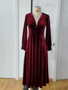 Maxi abito elegante in velluto <span class=keywords><strong>bordeaux</strong></span> con scollo a V per la sera d'estate Soirées motivo floreale stile dolce tessuto bottone Midi antistatico ODM - Product Image 2
