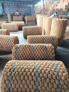 Paillasson d'extérieur rustique tressé à la main du Vietnam avec tissage ouvert, durable et durable - Product Image 3