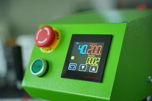 Khí nén 30x40 50x50 60x40 nhiệ<span class=keywords><strong>t</strong></span> chuyển máy ép dễ dàng để hoạ<span class=keywords><strong>t</strong></span> động cho <span class=keywords><strong>T</strong></span>-Shirts và thể thao may mặc in - Product Image 4