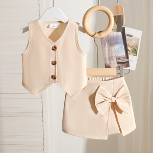 Completo Estivo 2026 per Bambina: Gilet Beige, Gonna con Fiocco e Pantaloncini - Set Carino 2 Pezzi - Product Image 6