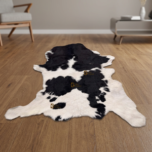 Alfombras de Cuero Vacuno Natural Genuino, Alfombras Blancas y Negras en Oferta para Sala de Estar, Decoración Boho Escandinava, 100% Hechas a Mano - Product Image 3