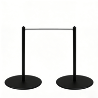 1. Poteau de guidage en acier inoxydable brossé avec base en fonte robuste de 600 mm pour barrière de musée