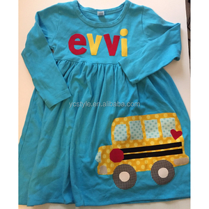 Abito da Principessa Personalizzato con Monogramma, Applicazioni Ricamate, Maniche Lunghe in Cotone e Spandex, Abbigliamento per Bambina - Product Image 5