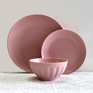Ensemble de <span class=keywords><strong>vaisselle</strong></span> émaillée de couleur rose 12 pièces <span class=keywords><strong>vaisselle</strong></span> en céramique service de <span class=keywords><strong>vaisselle</strong></span> <span class=keywords><strong>vaisselle</strong></span> Offre Spéciale - Product Image 3