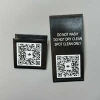 Étiquettes de soin de lavage en coton polyester recyclé Étiquettes de cou de soin de lavage imprimées pour vêtements