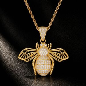 Elegante Collana con Ciondolo Ape in Ottone e Zirconi per Uomo Donna, Stile Hip Hop, per Amanti della Natura, Dorata e Argentata, con Zirconi Incastonati, Regalo Statement a Forma di Animale - Product Image 4