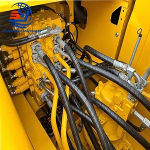 Excavadora de cadenas Komatsu PC200 de 20 toneladas usada con cucharón de excavación y motor incluido - Product Image 5