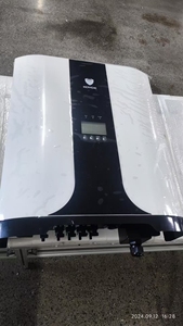อินเวอร์เตอร์พลังงานแสงอาทิตย์แบบไฮบริด 3 เฟส ราคาประหยัด MPPT 48V 10kw 15kw 20kw คลื่นไซน์บริสุทธิ์ 48 โวลต์ ระบบออฟกริด รุ่น EST06KH-EST20KH - Product Image 2