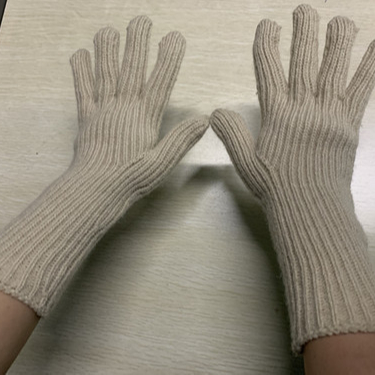 Недорогие большие продажи с фабрики, однотонные утолщенные теплые акриловые зимние вязаные перчатки для экрана