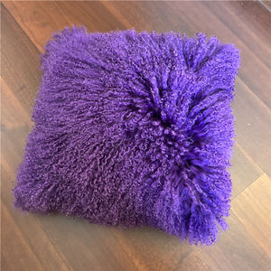 Gối lông cừu xoăn len - Product Image 1