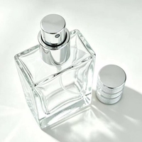 Botella de Perfume Cuadrada de Vidrio de 30 ml al por Mayor, OEM ODM, Logotipo Personalizado, Tapa Metálica Plateada Texturizada, Envase Vacío para Fragancias en Spray