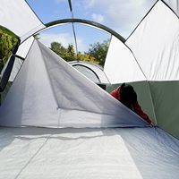 Tente spacieuse personnalisable pour 8 personnes, tente de camping imperméable de 3000 mm avec de grands fenêtres, conception à double couche pour le camping en famille