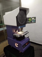 HST-3020W projecteur de profil optique horizontal de haute précision 220V garantie de 3 ans pour l'utilisation de machine et de mesure