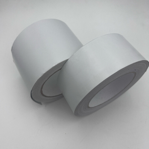 Ruban de papier d'aluminium mat blanc et noir de haute qualité ruban adhésif <span class=keywords><strong>acrylique</strong></span> à base d'eau pour l'<span class=keywords><strong>isolation</strong></span> <span class=keywords><strong>thermique</strong></span> de l'électronique - Product Image 2