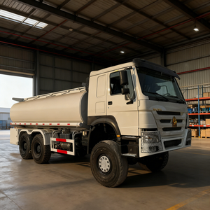 Autocisterna SINOTRUK HOWO: Sicura, Stabile, Grande Capacità, Lunga Durata - Fornitore Integrato di Produzione e Commercio - Product Image 3