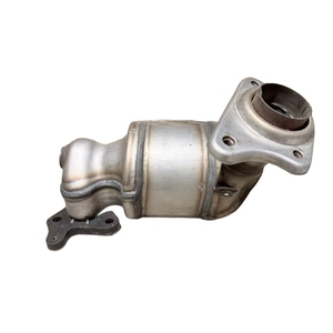 Convertidor catalítico de tres vías montado frontalmente en acero para Honda Fit 1.5L 2008-2014 - Product Image 5