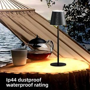 Lampe de table LED <span class=keywords><strong>sans</strong></span> <span class=keywords><strong>fil</strong></span> moderne et simple en métal, rechargeable par DC, avec veilleuse pour la décoration de la maison - Product Image 3