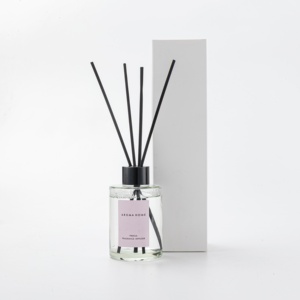 <span class=keywords><strong>Diffuseur</strong></span> <span class=keywords><strong>de</strong></span> roseaux d'aromathérapie <span class=keywords><strong>de</strong></span> <span class=keywords><strong>parfum</strong></span> d'arôme 100 ML 200 ML 500ML avec boîte et bâton <span class=keywords><strong>de</strong></span> roseau - Product Image 5