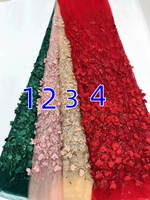 Nouvelle Tendance : Tissu en Dentelle 3D Rose Fleurie Brodé de Paillettes Colorées pour Robe Femme